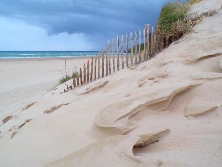Chez Marie Et Philippe - 1Km De La Plage Les Moitiers-d'Allonne Ngoại thất bức ảnh
